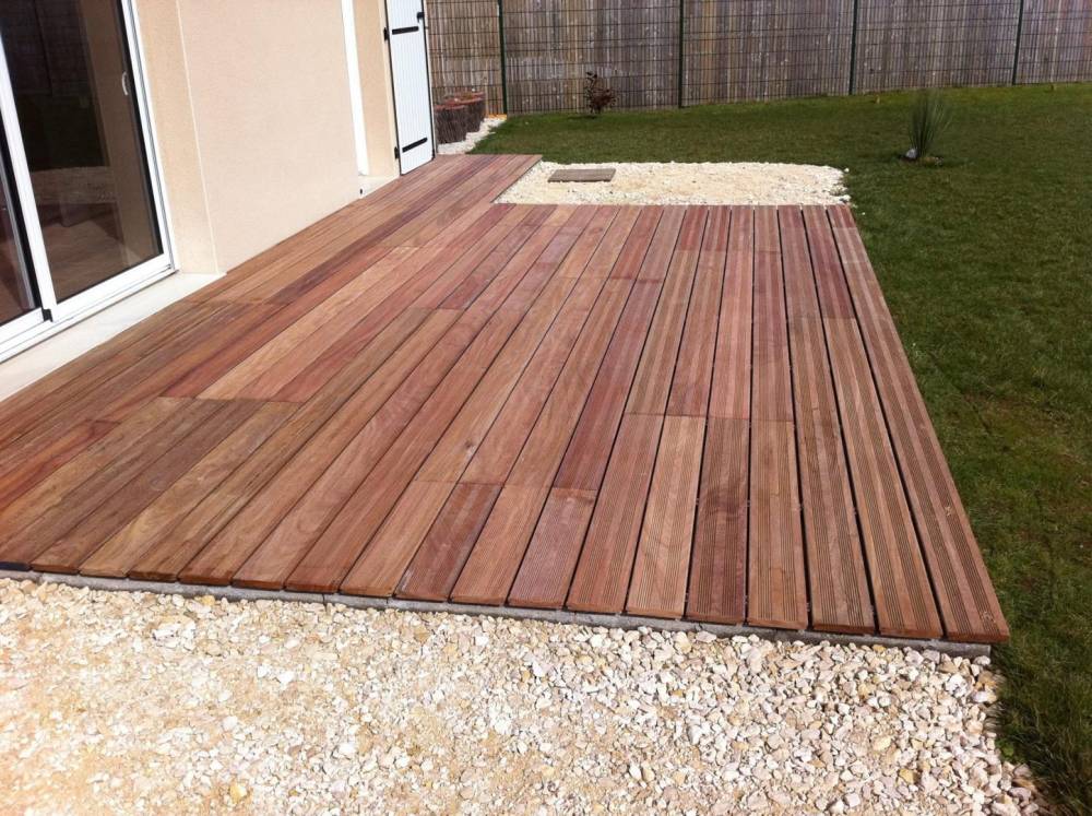 entree-maison-terrasse-bois