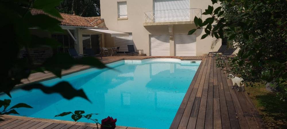 piscine-tour-bois